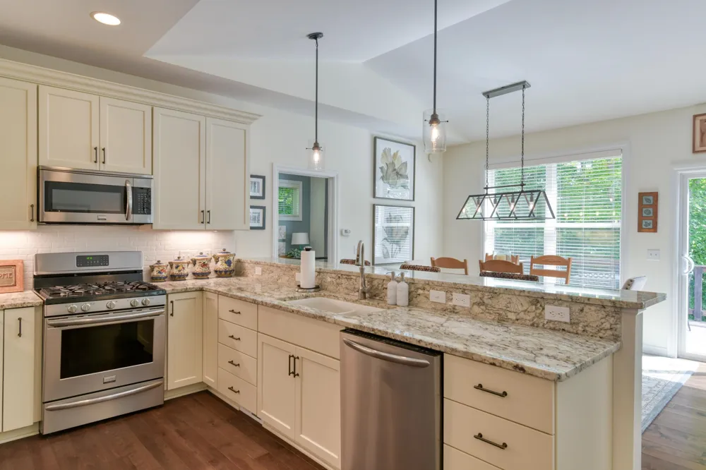 818 Bay Cliff Drive Suttons Bay Township, MI 49682