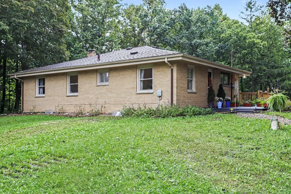 41341 County Road 665 Waverly Township, MI 49079