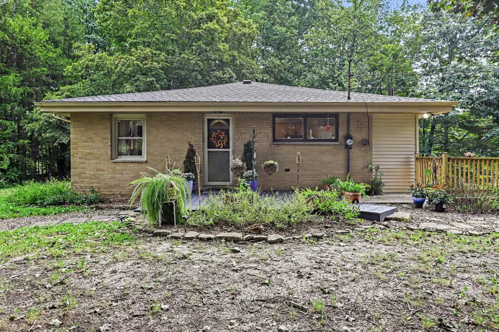 41341 County Road 665 Waverly Township, MI 49079