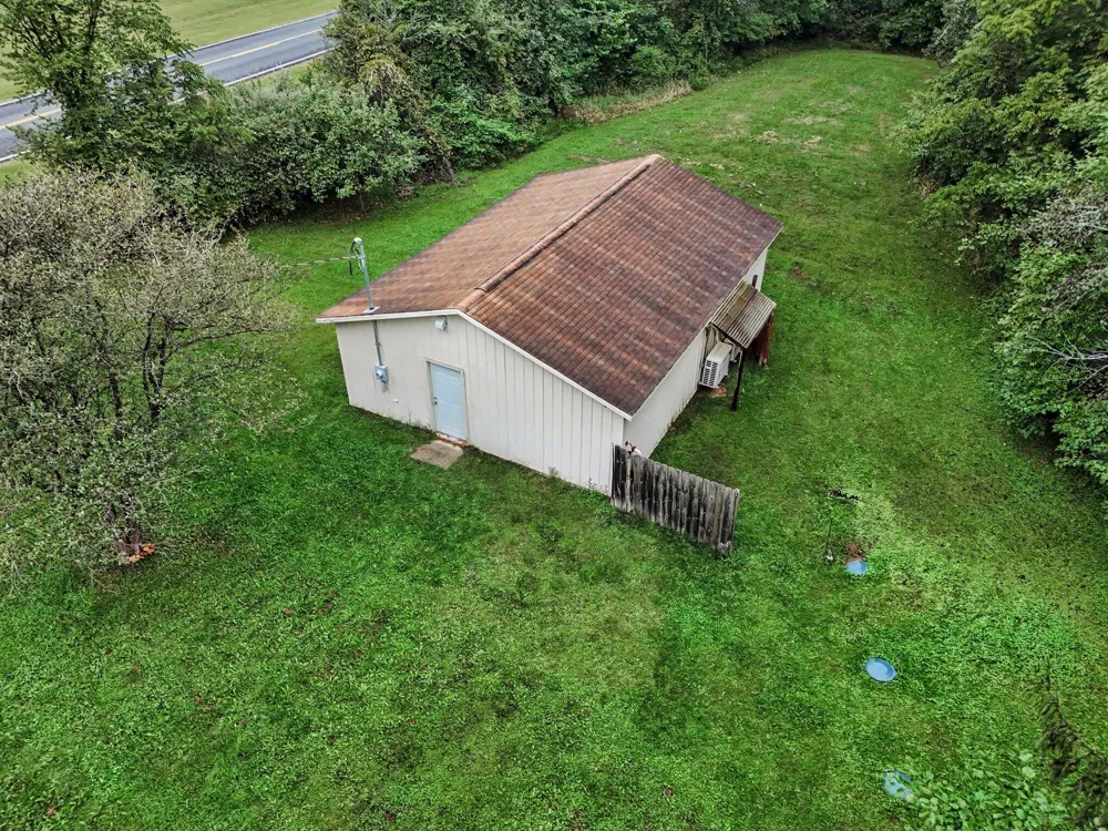 41341 County Road 665 Waverly Township, MI 49079