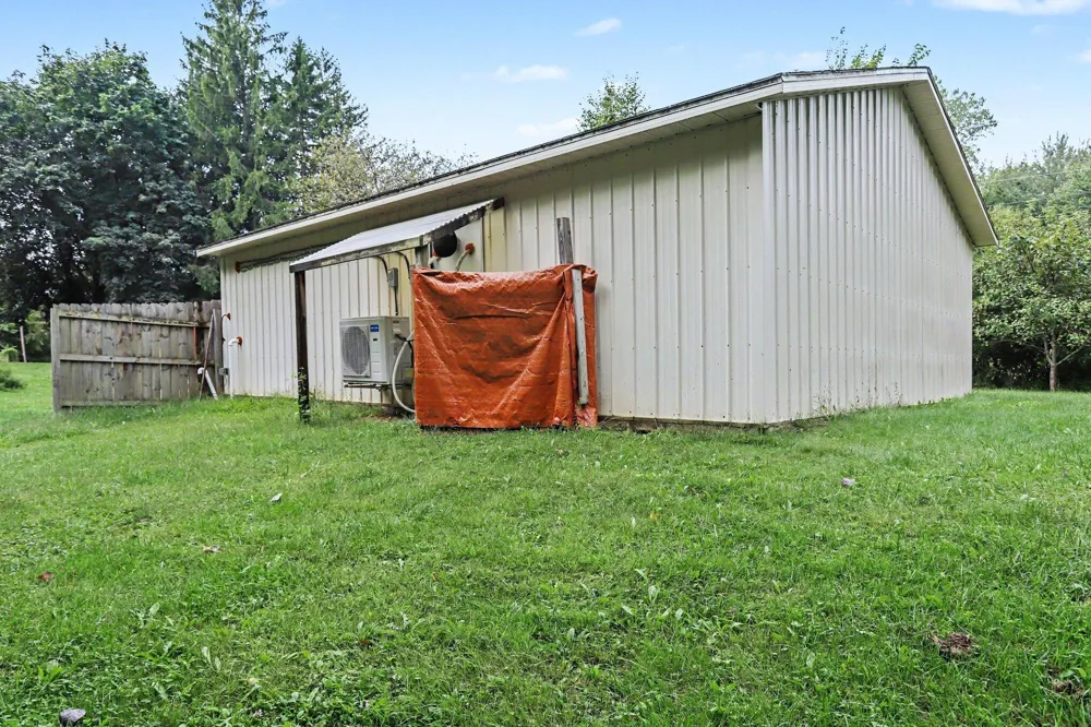 41341 County Road 665 Waverly Township, MI 49079