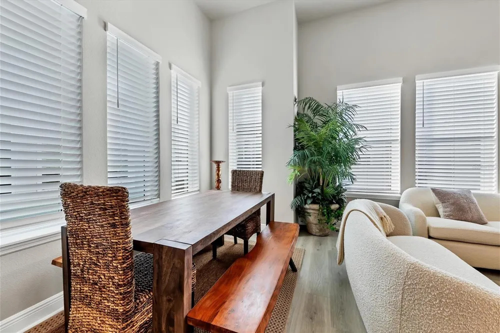 2313 LINDSTROM STREET Sarasota, FL 34237