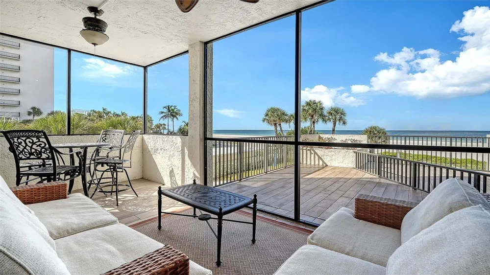 1100 BENJAMIN FRANKLIN DRIVE #204 Sarasota, FL 34236