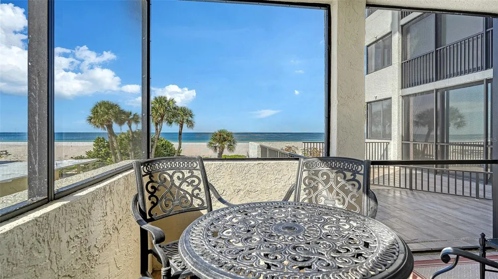 1100 BENJAMIN FRANKLIN DRIVE #204 Sarasota, FL 34236