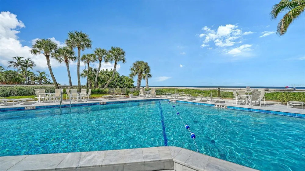 1100 BENJAMIN FRANKLIN DRIVE #204 Sarasota, FL 34236