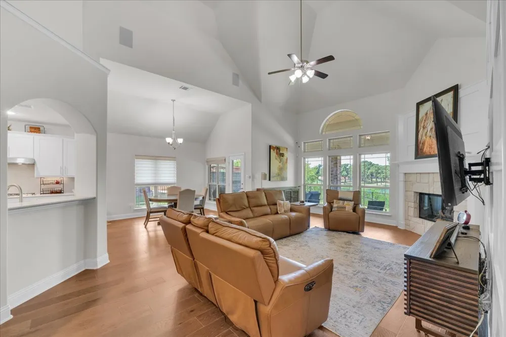 1229 Ardglass Trail Corinth, TX 76210