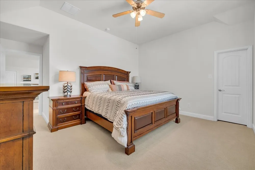 1229 Ardglass Trail Corinth, TX 76210