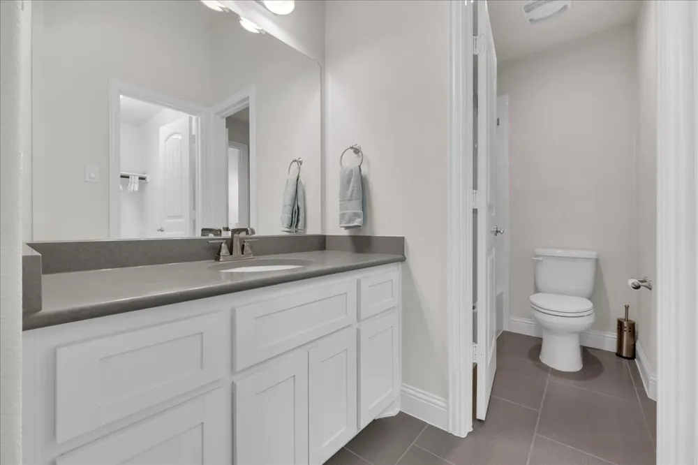 1229 Ardglass Trail Corinth, TX 76210