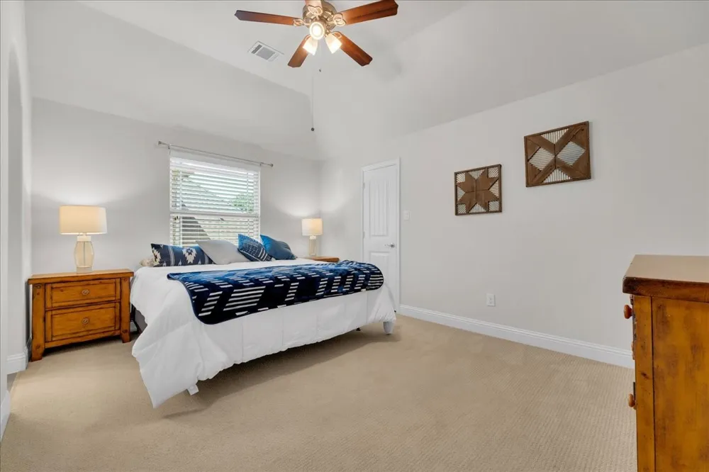 1229 Ardglass Trail Corinth, TX 76210