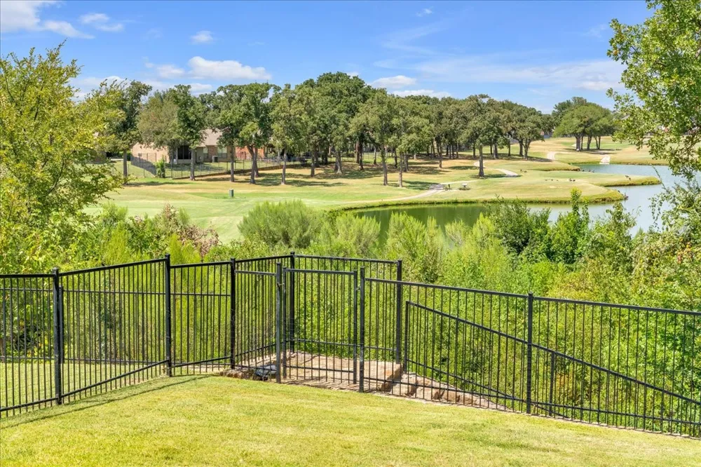 1229 Ardglass Trail Corinth, TX 76210