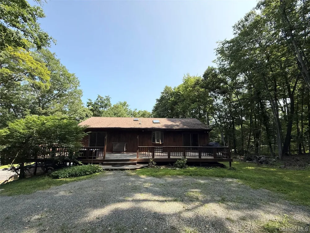 1095 Route 292 Holmes, NY 12531