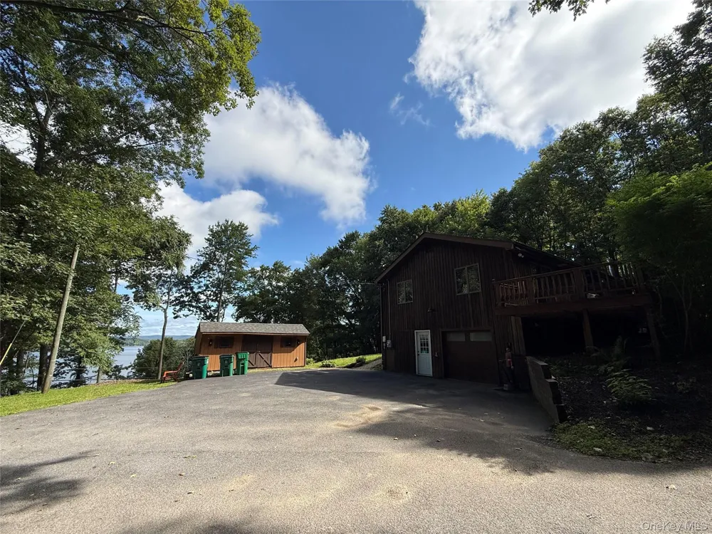 1095 Route 292 Holmes, NY 12531