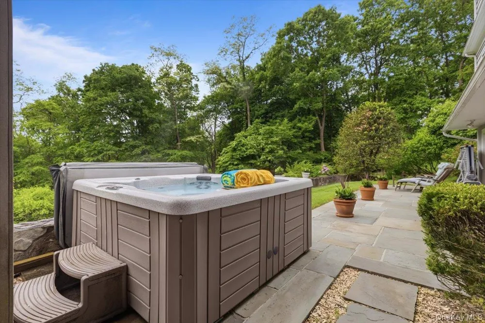 107 Tower Hill Road Briarcliff Manor, NY 10510