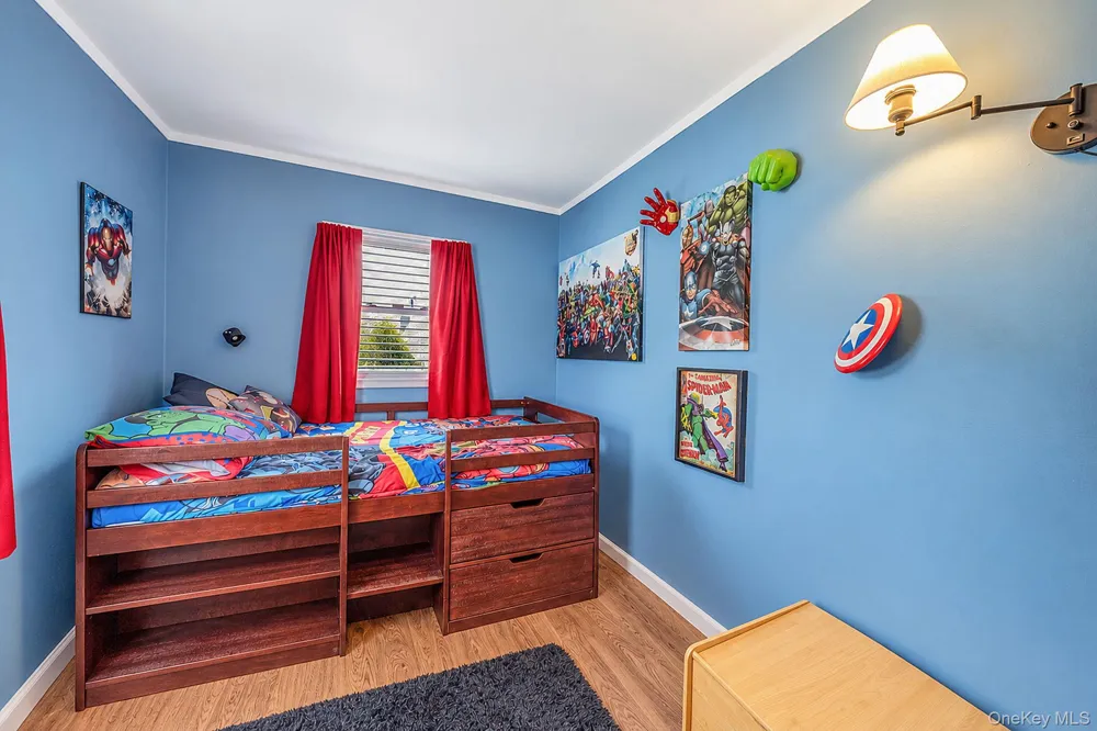 96 Slate Lane Levittown, NY 11756