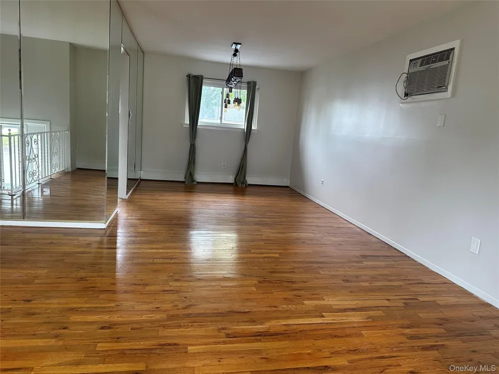 308 Essex Street West Babylon, NY 11704