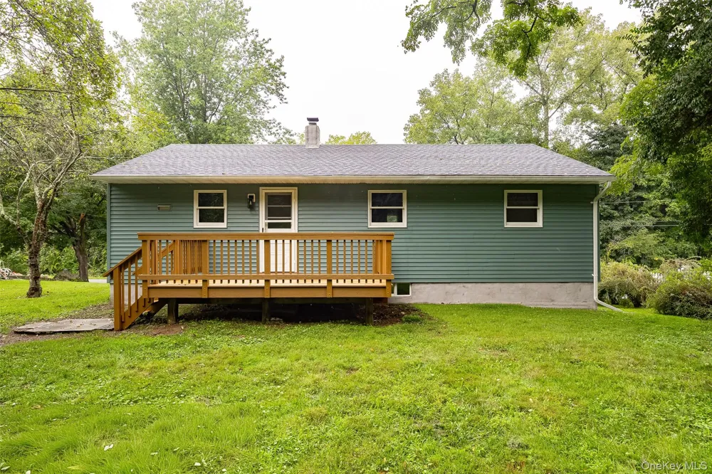 18 Van Wert Place Hyde Park, NY 12538
