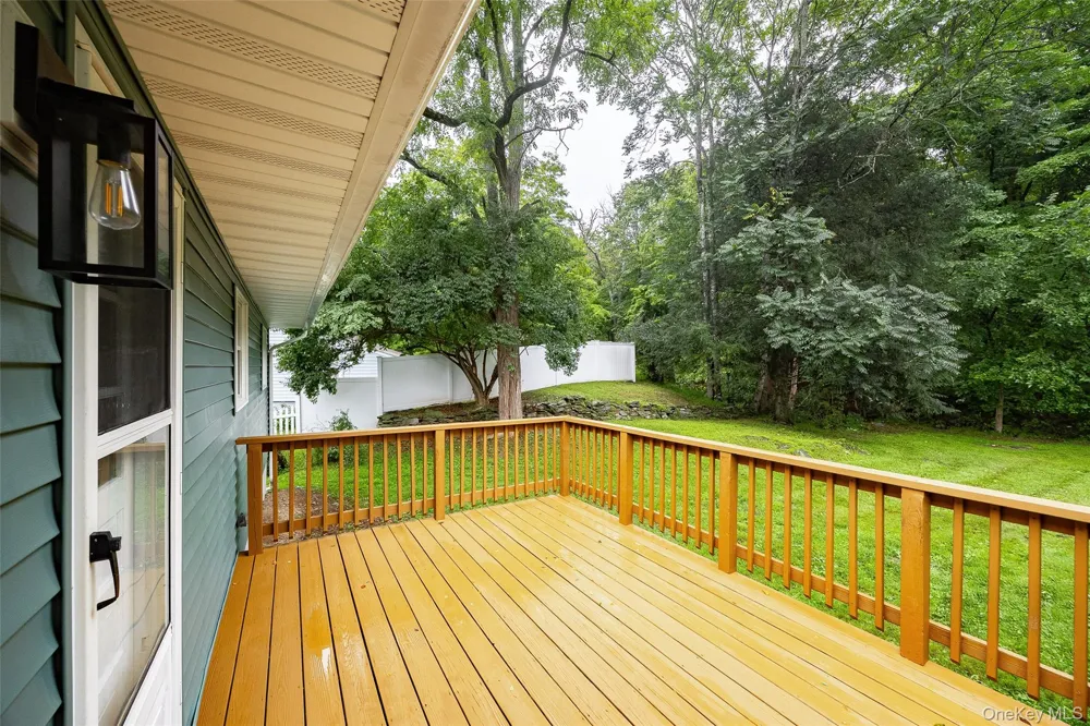 18 Van Wert Place Hyde Park, NY 12538