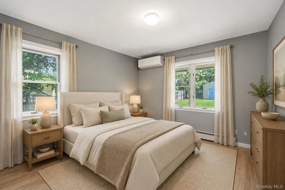 16 Westview Road Northport, NY 11768
