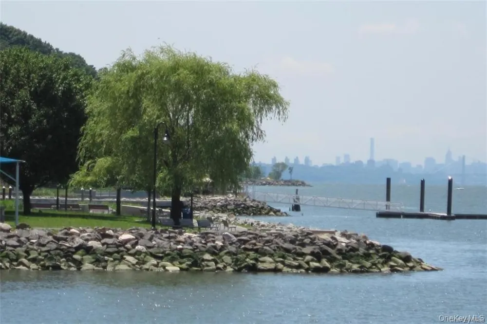 450 Broadway Dobbs Ferry, NY 10522