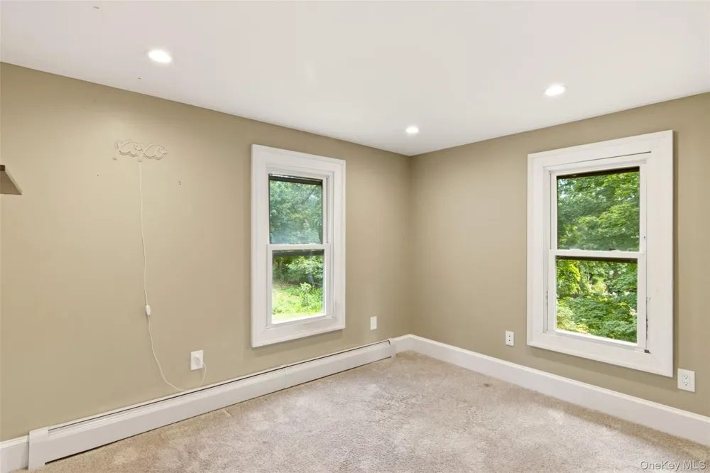 69 Ridgeway Avenue East Setauket, NY 11733