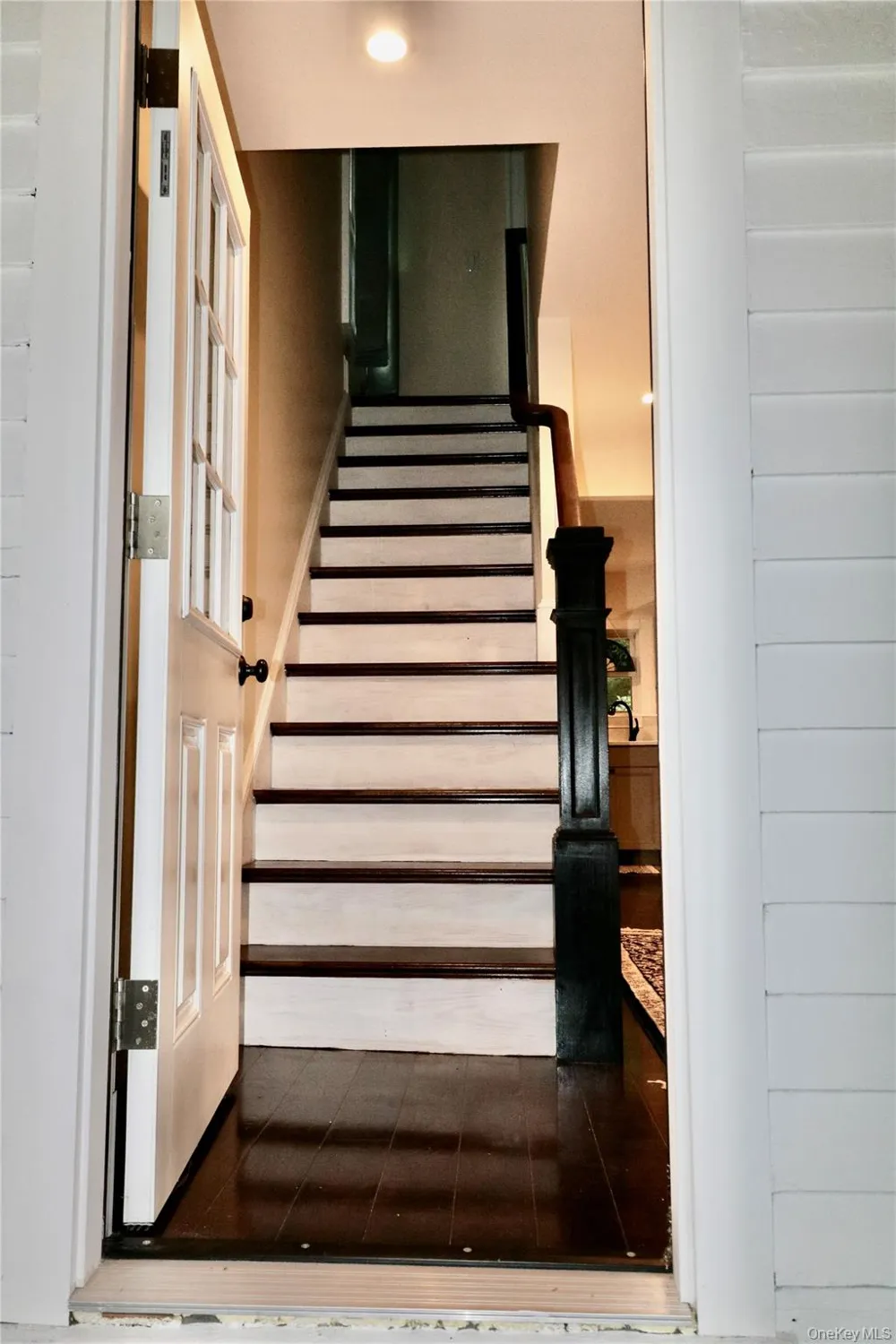 69 Ridgeway Avenue East Setauket, NY 11733