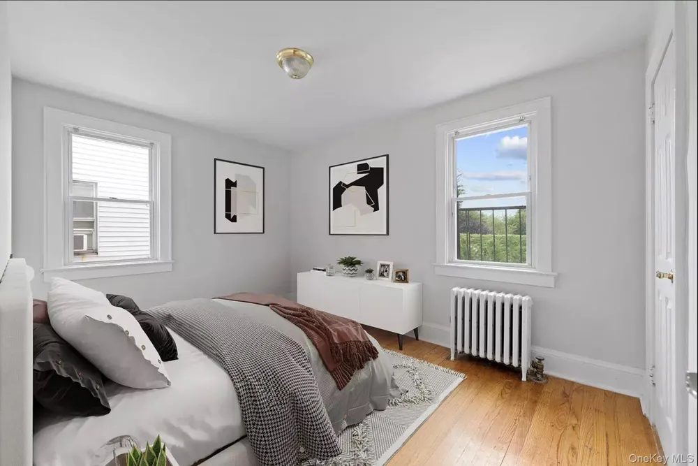 243 Maple Avenue #1B Rockville Centre, NY 11570