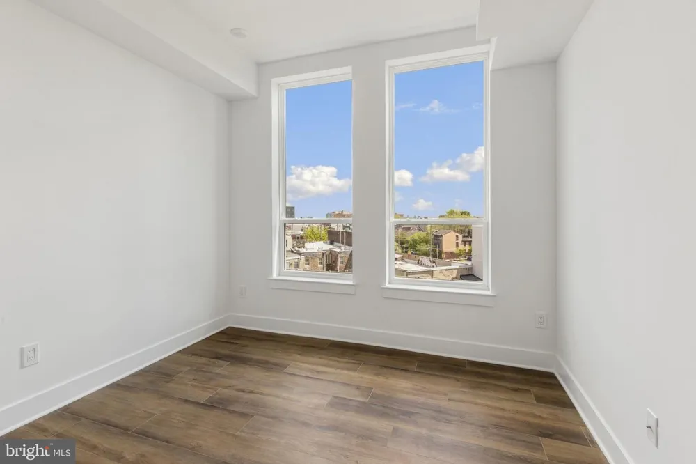 2214 FRONT STREET #202 Philadelphia, PA 19133