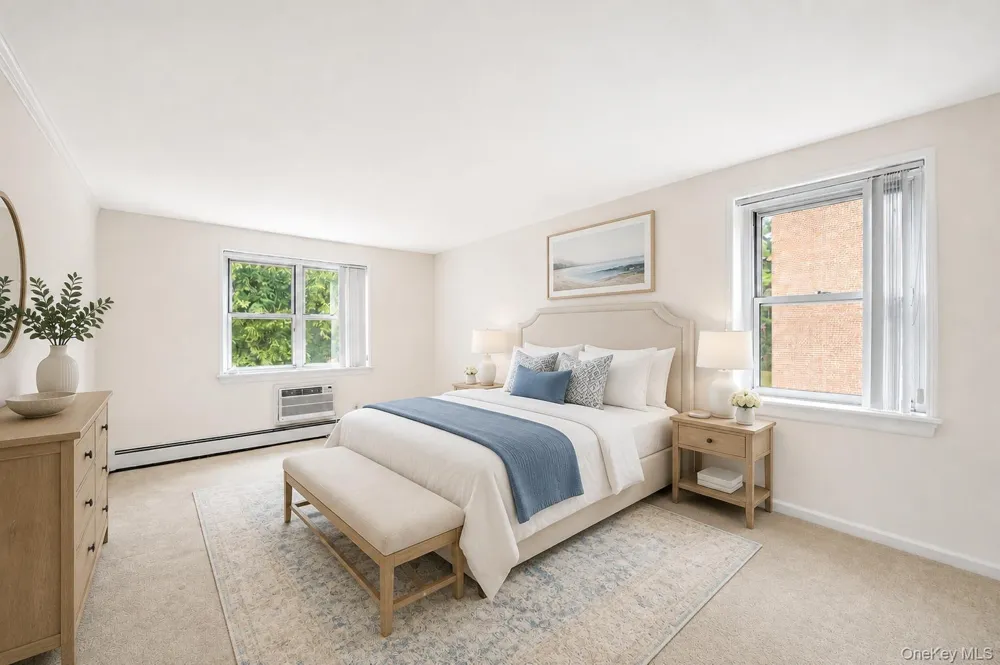 25 Chapel Place #2M Great Neck, NY 11021