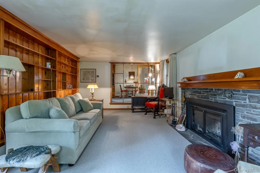 207 Horton Lane Port Ewen, NY 12429