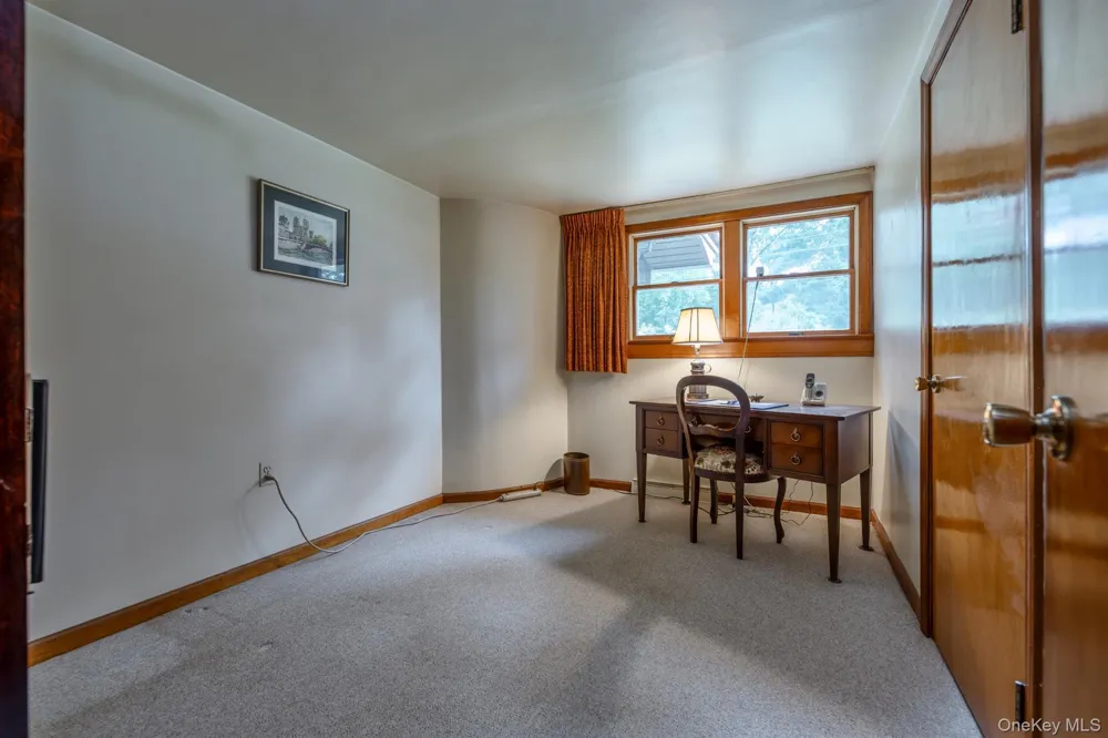 207 Horton Lane Port Ewen, NY 12429