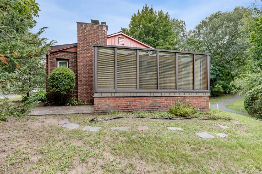 207 Horton Lane Port Ewen, NY 12429