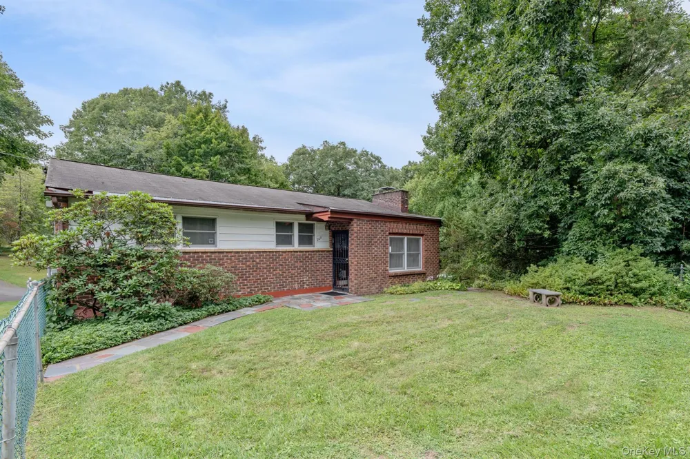 207 Horton Lane Port Ewen, NY 12429