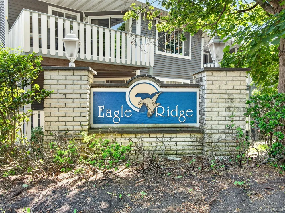 198 Eagle Ridge Way Nanuet, NY 10954