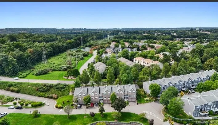 198 Eagle Ridge Way Nanuet, NY 10954