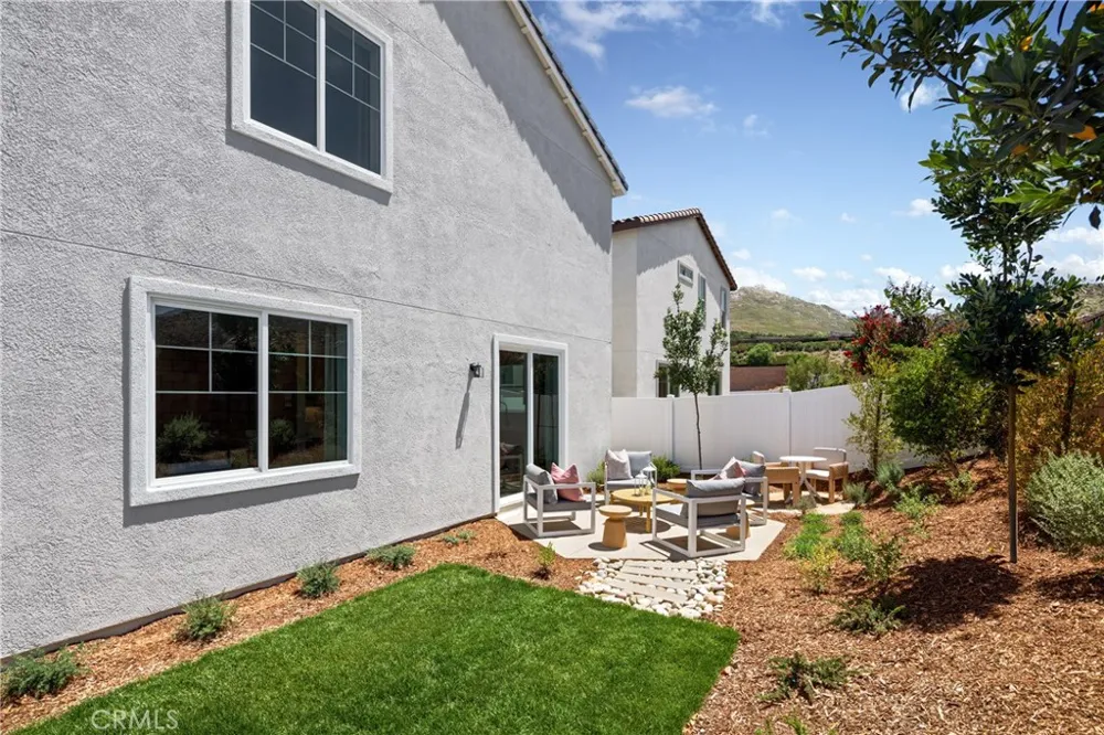 29465 Encelia Lane Winchester, CA 92596