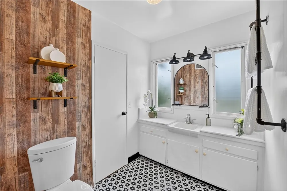 12772 Malena Drive North Tustin, CA 92705