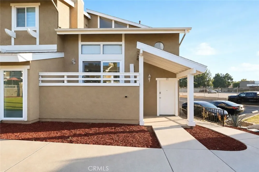 981 W Imperial Hwy #23 La Habra, CA 90631