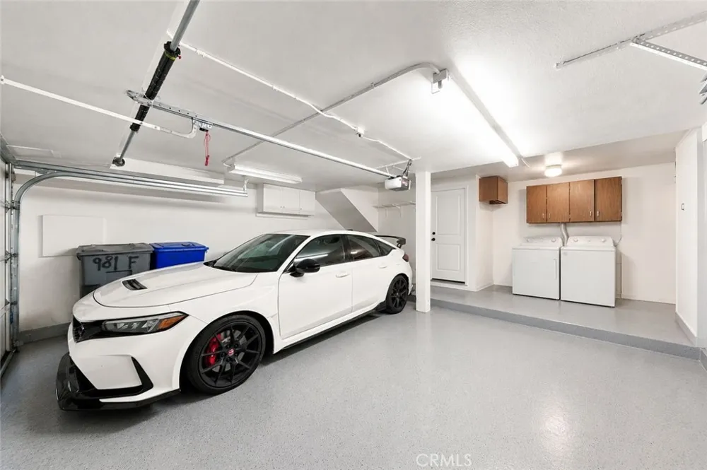 981 W Imperial Hwy #23 La Habra, CA 90631