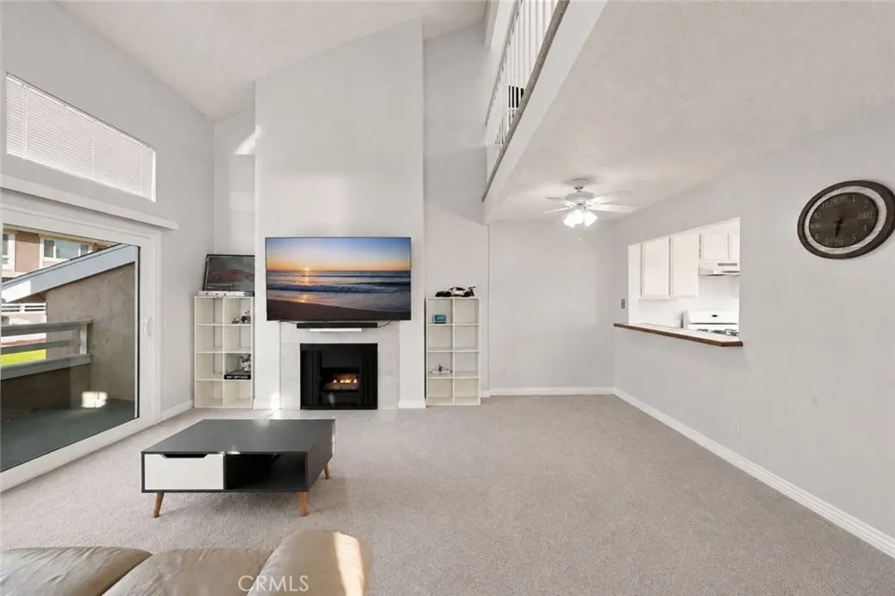 981 W Imperial Hwy #23 La Habra, CA 90631