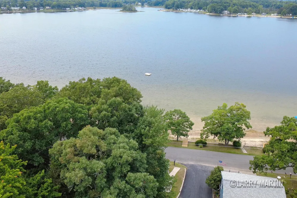 16510 Bass Lake Avenue NE Gowen, MI 49326