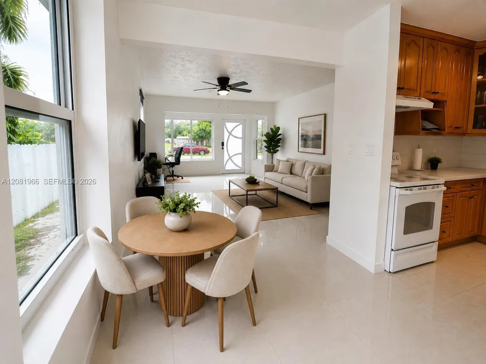 204 SW 7th Ave Hallandale Beach, FL 33009
