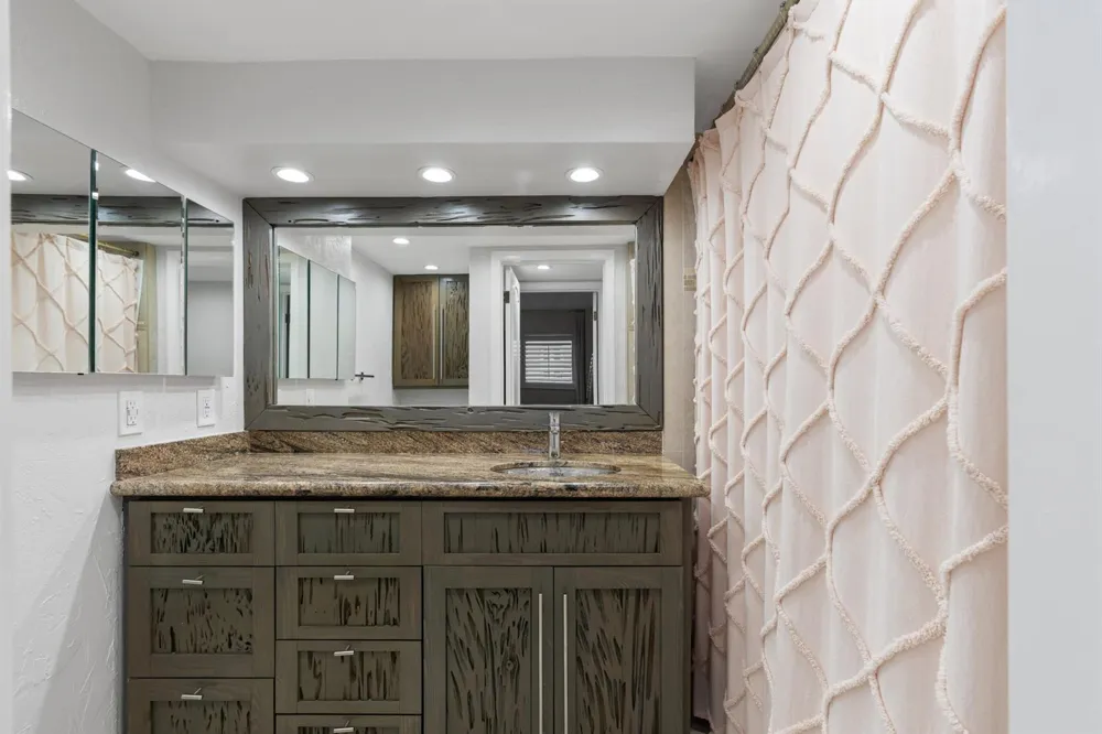 1001 E Camino Real #2030 Boca Raton, FL 33432
