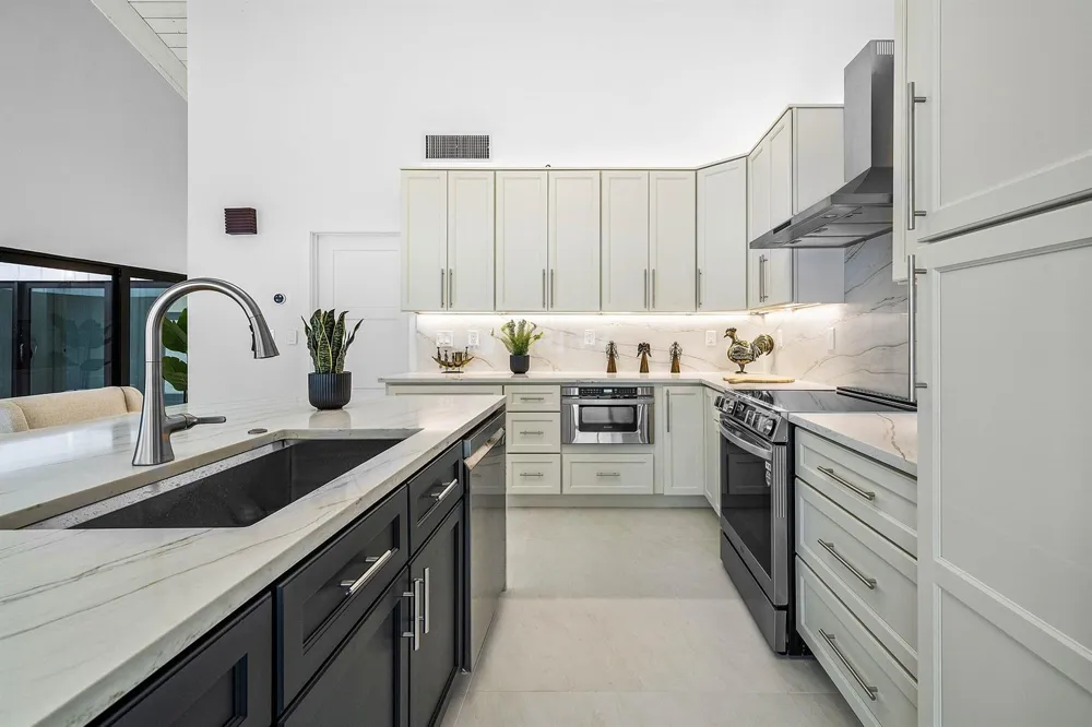 1520 SW 17TH STREET Boca Raton, FL 33486
