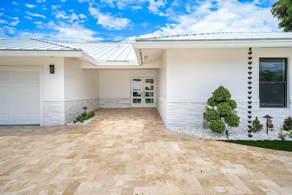 1520 SW 17TH STREET Boca Raton, FL 33486
