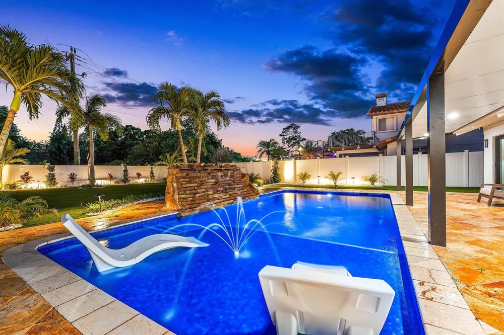 1520 SW 17TH STREET Boca Raton, FL 33486