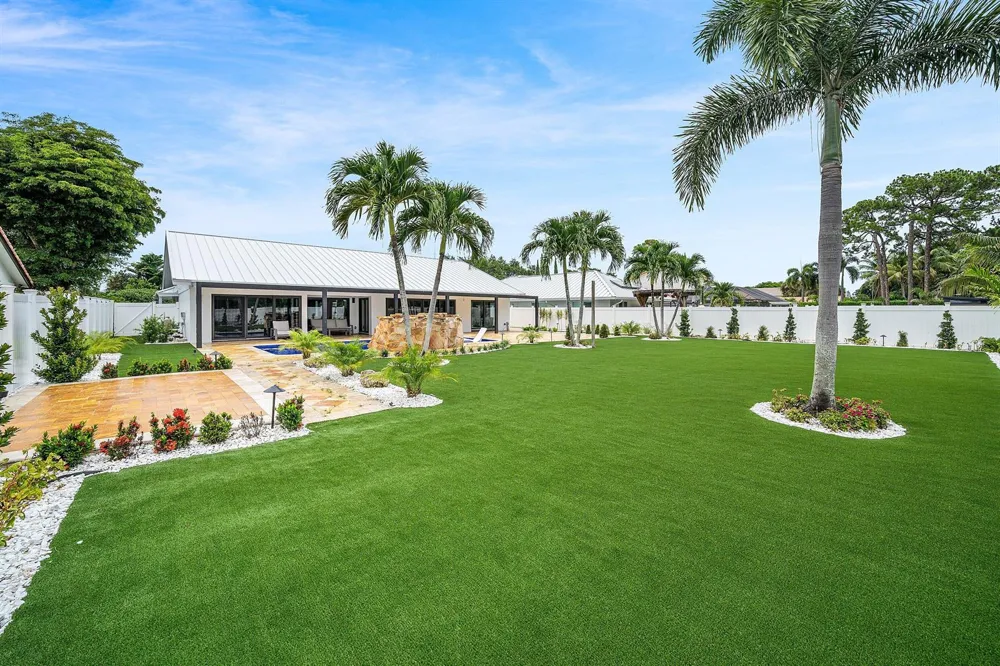 1520 SW 17TH STREET Boca Raton, FL 33486