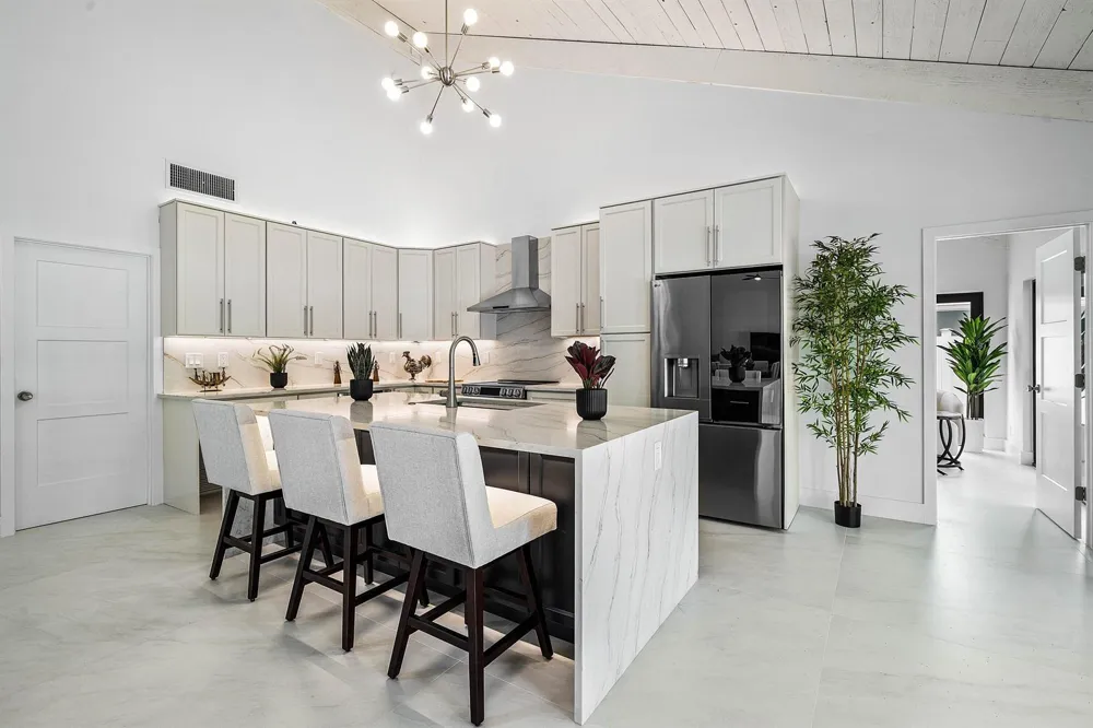 1520 SW 17TH STREET Boca Raton, FL 33486