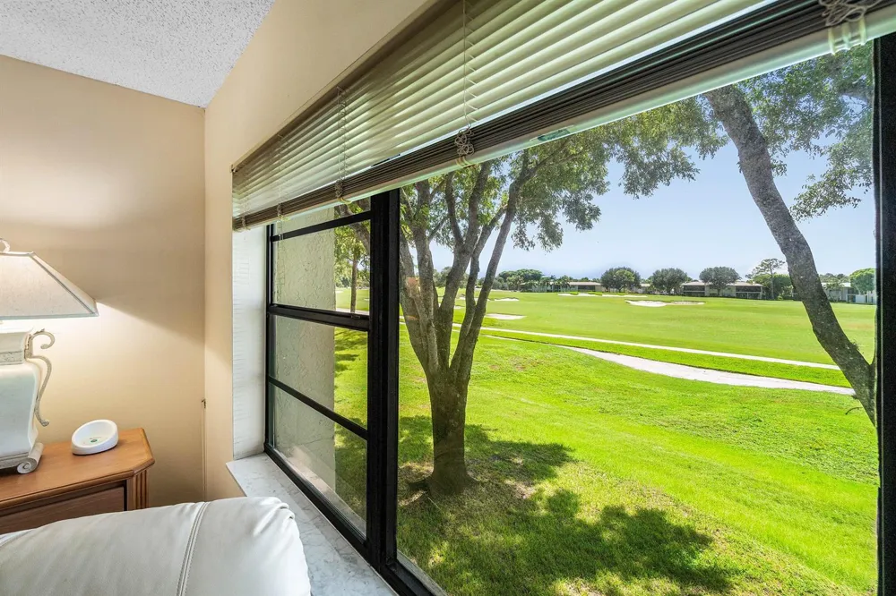 7 SOUTHPORT LANE #H Boynton Beach, FL 33436