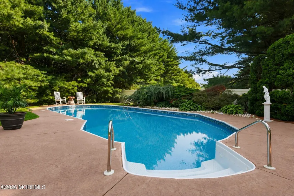 300 Hunt Road Freehold, NJ 07728