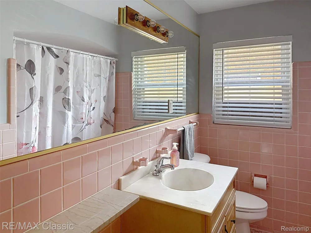 8842 Merriman Road Livonia City, MI 48150